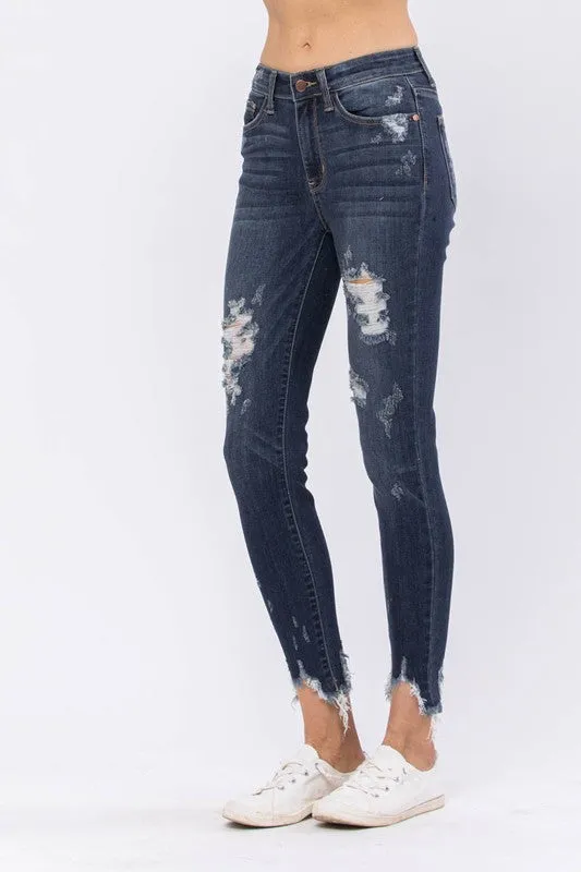 JB124 - CURVY SKINNY DESTROYED JEAN