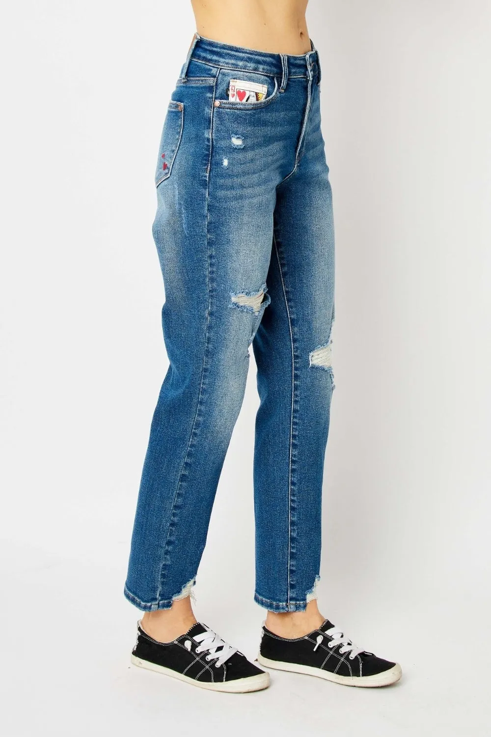 Judy Blue Full Size Distressed Queen of Hearts Boyfriend Fit Jeans