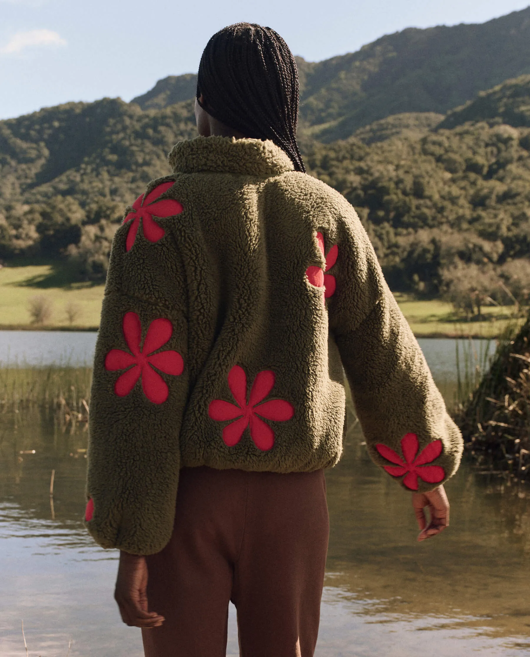 The Great - The Patch Pocket Countryside Pullover with Daisies