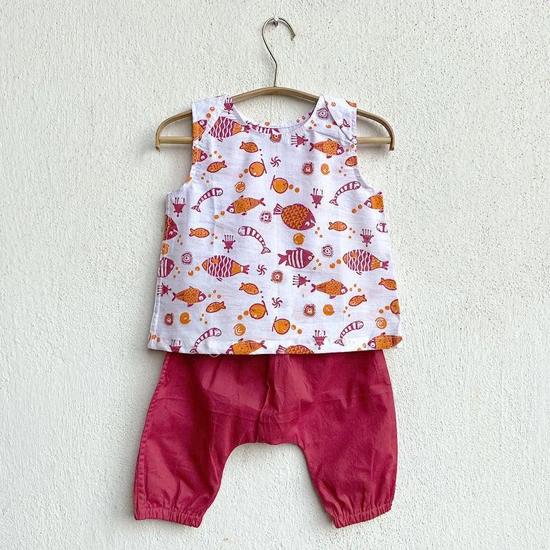 UNISEX ORGANIC KOI RED JHABLA WITH RED PANTS