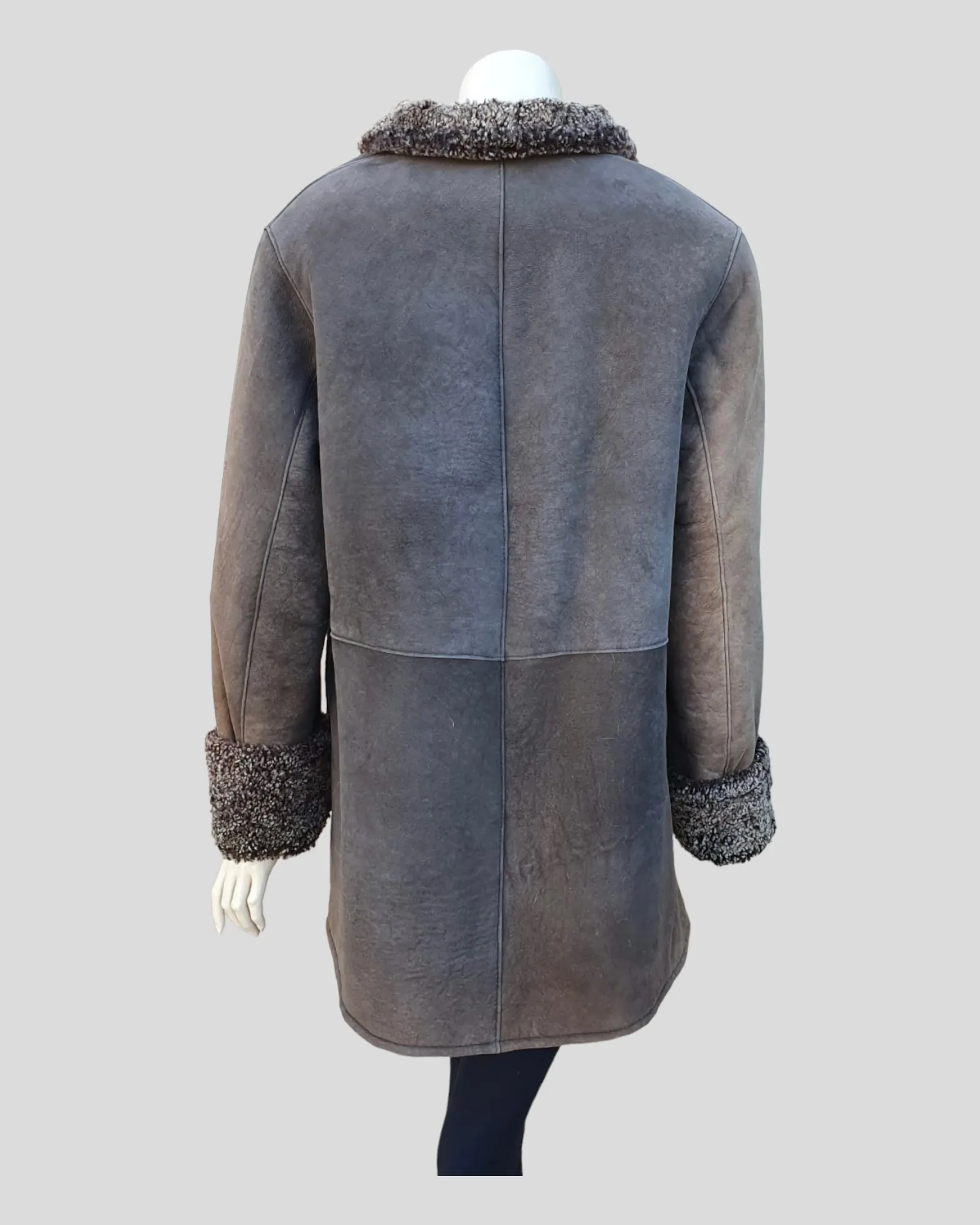 Vintage Distressed Spanish Merino Shearling Jacket -M (Never Been Worn!)