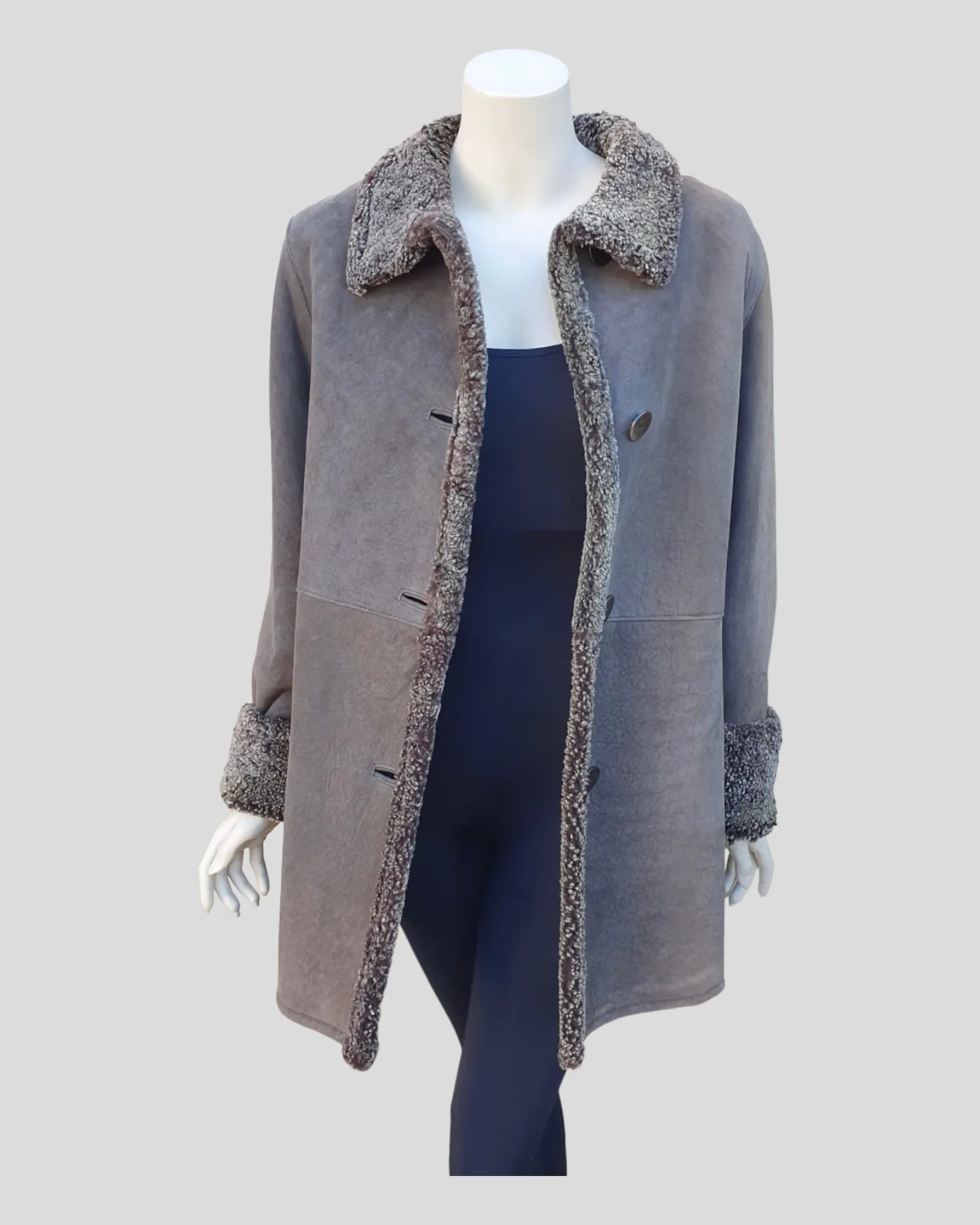 Vintage Distressed Spanish Merino Shearling Jacket -M (Never Been Worn!)