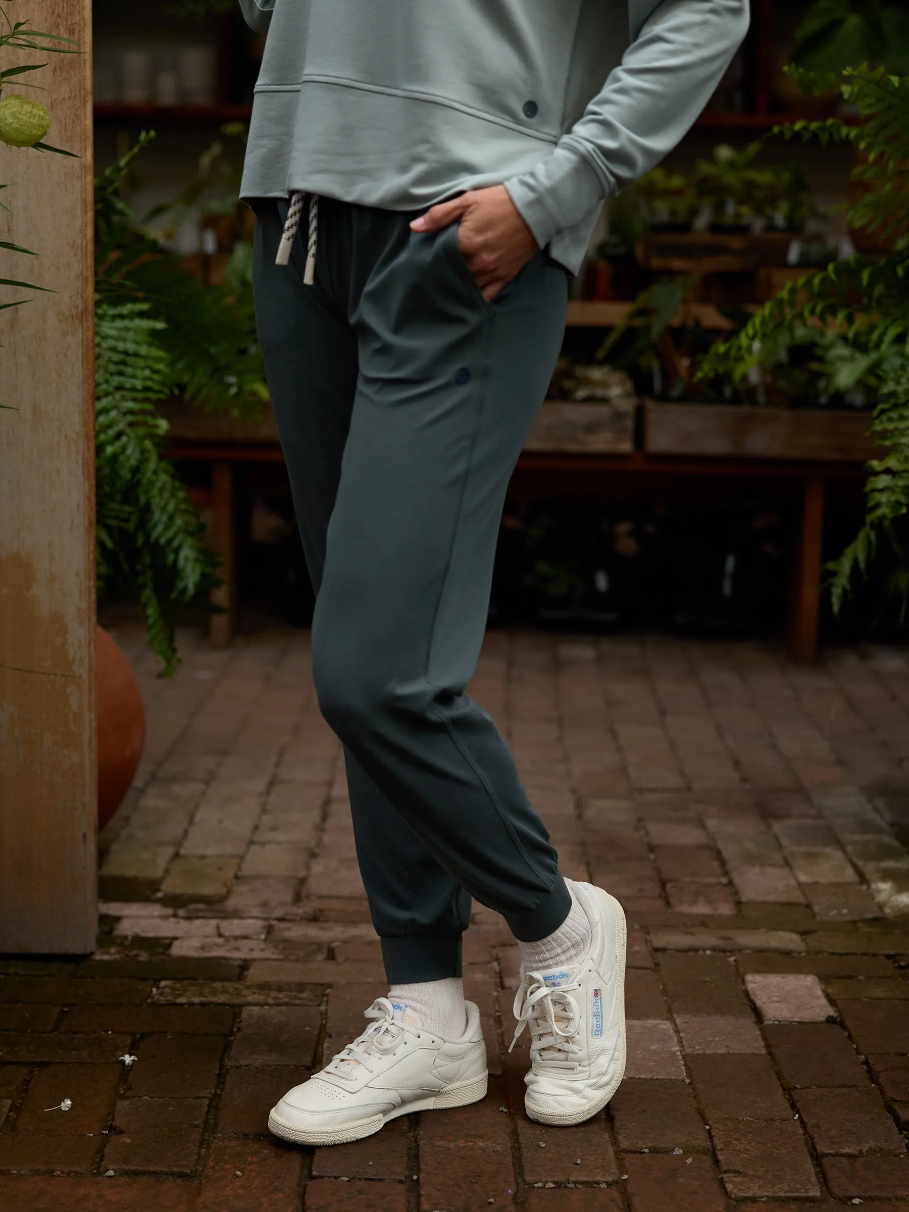 Women's Studio Jogger